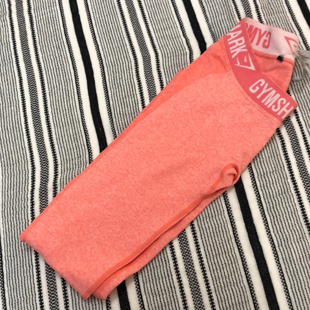 Hot pink gym shark full length leggings